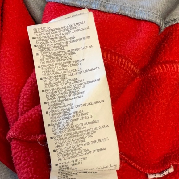 Under Armour Black and Red Hooded Jacket - Picture 8 of 10